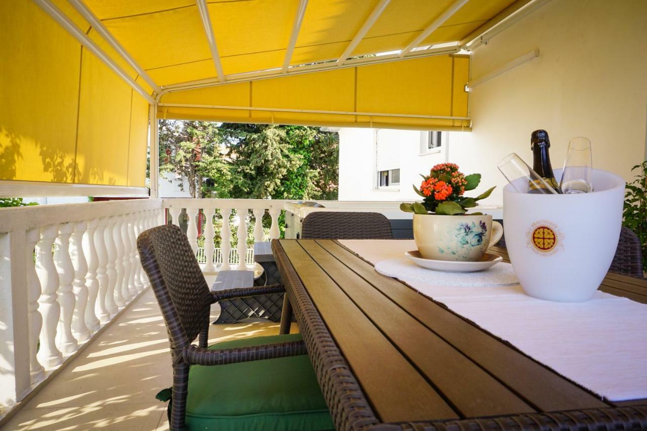 זאדאר Apartment Paula With Private Jacuzzi And Parking- Near The Beach מראה חיצוני תמונה