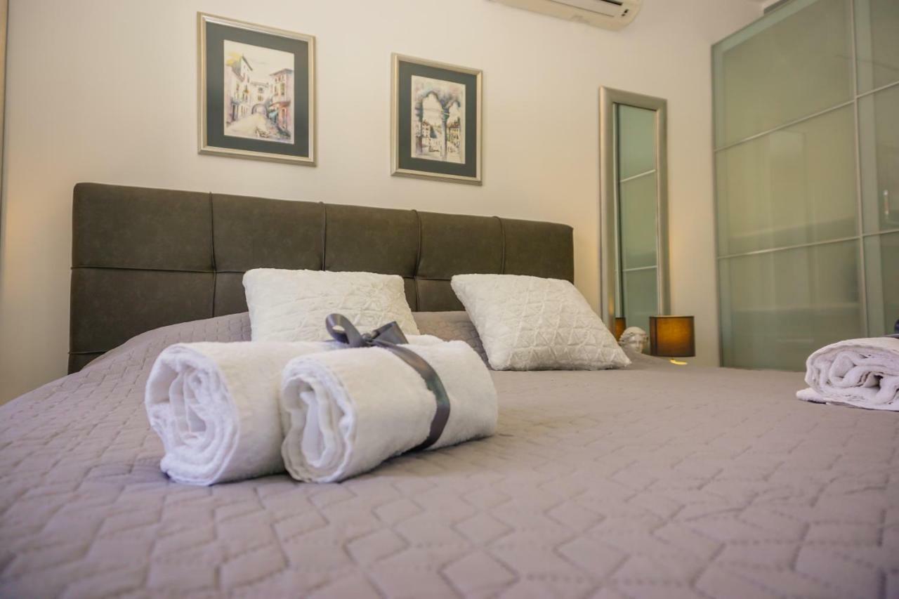 זאדאר Apartment Paula With Private Jacuzzi And Parking- Near The Beach מראה חיצוני תמונה