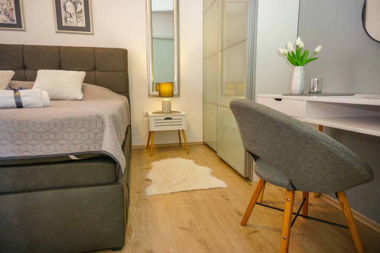 זאדאר Apartment Paula With Private Jacuzzi And Parking- Near The Beach מראה חיצוני תמונה