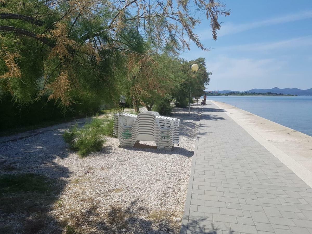 זאדאר Apartment Paula With Private Jacuzzi And Parking- Near The Beach מראה חיצוני תמונה