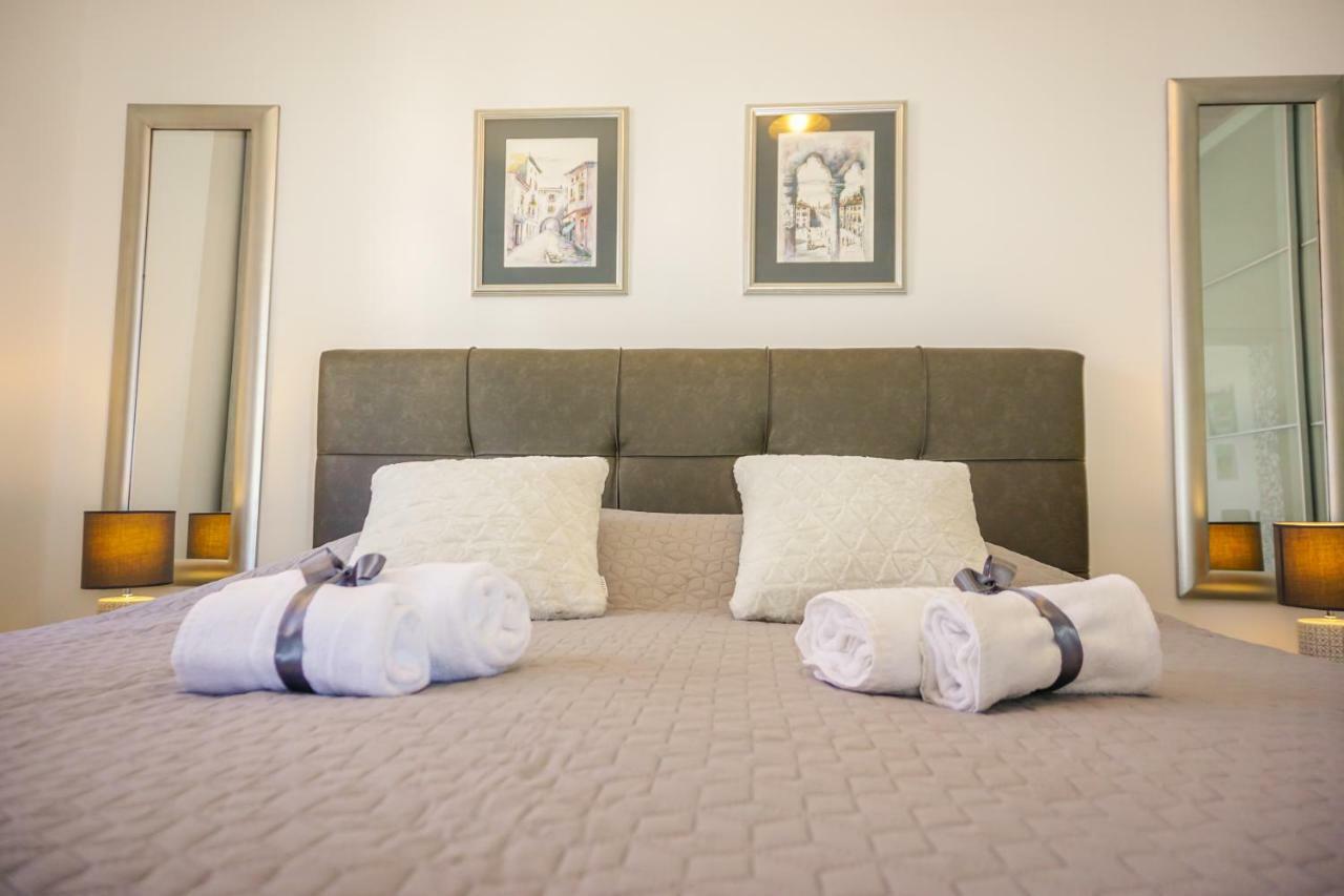 זאדאר Apartment Paula With Private Jacuzzi And Parking- Near The Beach מראה חיצוני תמונה