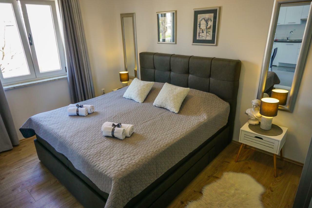 זאדאר Apartment Paula With Private Jacuzzi And Parking- Near The Beach מראה חיצוני תמונה
